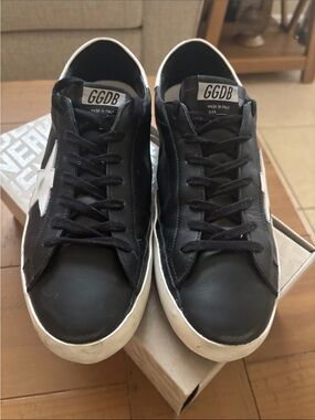 Golden Goose Black Leather Low-Top Sneakers with White Star